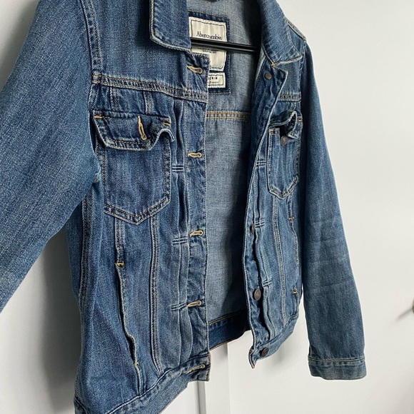 A&F Denim Jacket - Picture 3 of 6